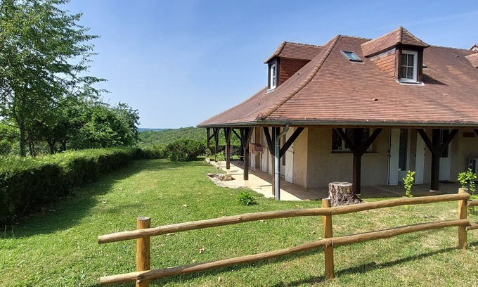 Saint-Andre-dAllas Cottage | Family-Friendly Vrbo Property with Pool and Kitchen Access