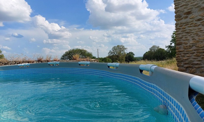 Cheneche House | Quiet Gite with Pool Near Futuroscope - Rated 9.6/10