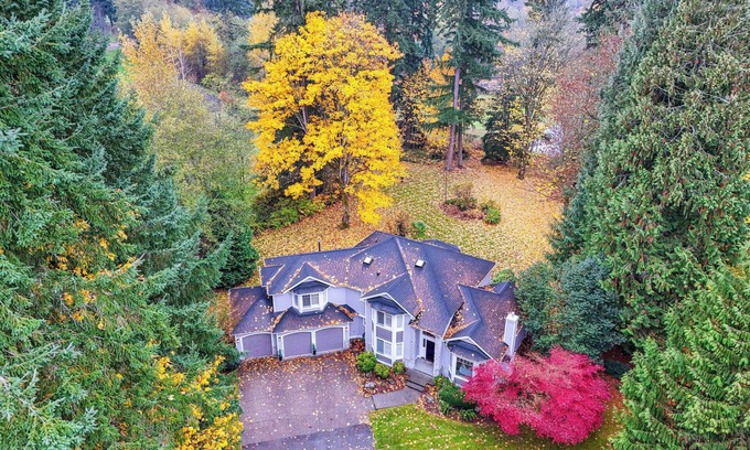 Seattle Hill-Silver Firs Cottage | Relaxing Snohomish Retreat: Perfect for Group Getaways!