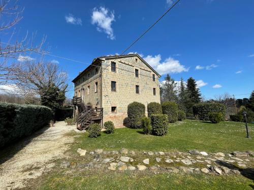 Amandola House | Experience Belvilla by OYO Fattoria 15: Guest Rated 9.5