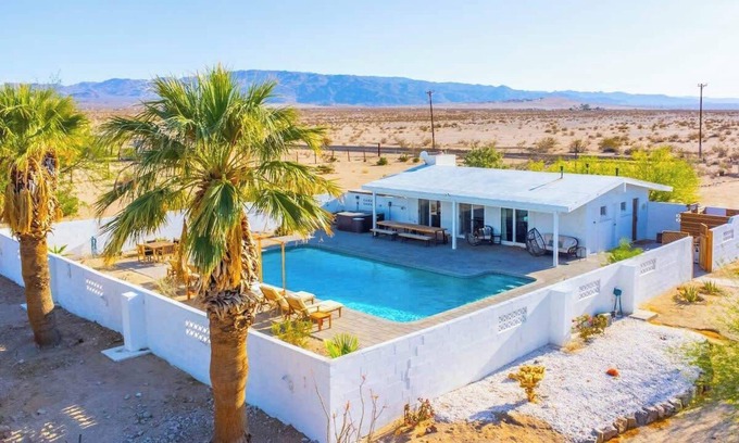 Wonder Valley House | Secluded Retreat with Ocean Views and Private Pool