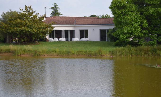 Saint-Lumine-de-Clisson House | Large house, absolute peace and quiet and guaranteed relaxation
