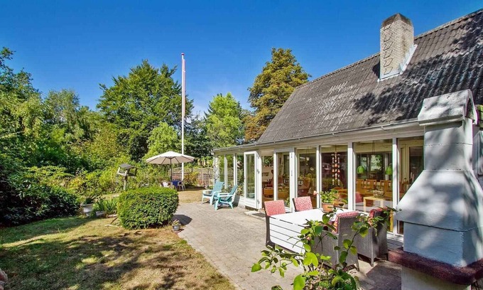 Hundested House | Serene Holiday Home with Ocean Views and Pet-Friendly Amenities