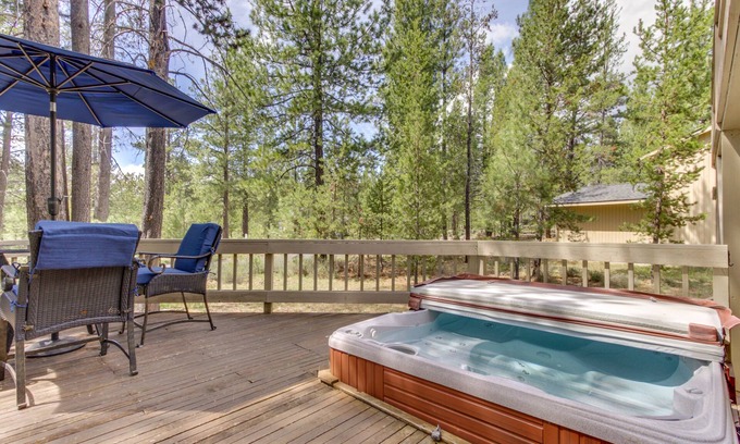 Overlook Park House | Relaxing Retreat with Private Hot Tub & Shared Pool Access