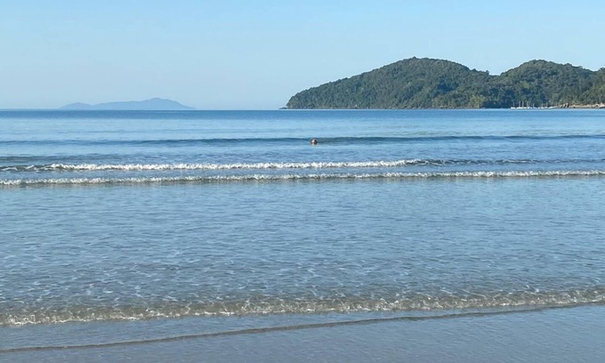Praia da Enseada House | Ideal House Steps from Praia da Enseada - Ubatuba, 10/10 Rating