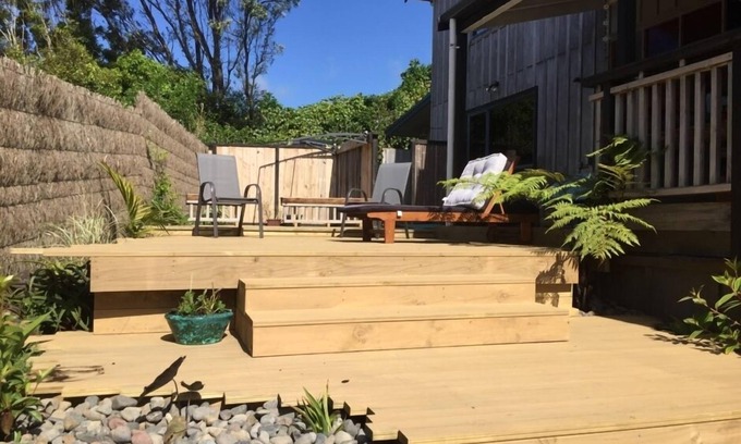Raglan Apartment | Perfect Getaway at Large House by Raglan Surf Breaks
