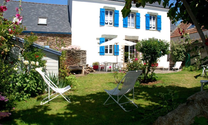 Groix House | Oceanfront Beach House on Groix Island - Perfect for 10 Guests
