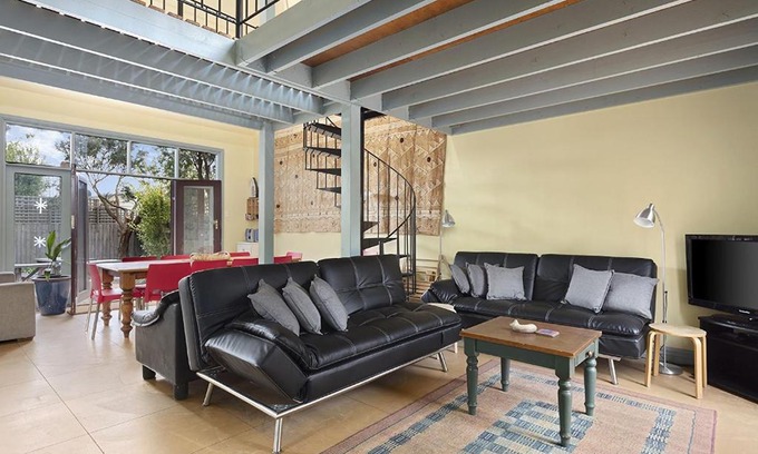 Queenscliff House | Experience Ocean View at Large House on Wharf Street