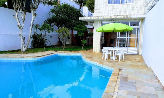 Sao Paulo House | Inviting House with Pool, Garden & BBQ Near Congonhas