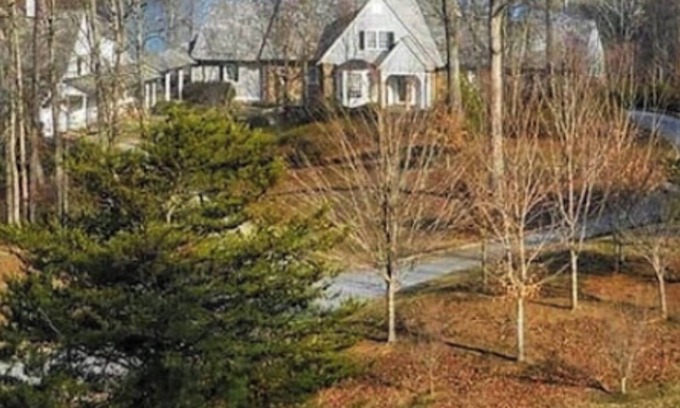 Gainesville House | Lake View Retreat: Family-Friendly with Private Dock Access