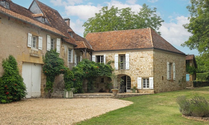 Cherveix-Cubas House | Idyllic Mill Retreat in Dordogne with Private Pool Access