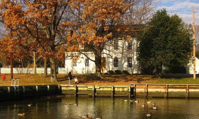 St. Michaels House | Historic Harbor House in St. Michaels - Walk to Everything!