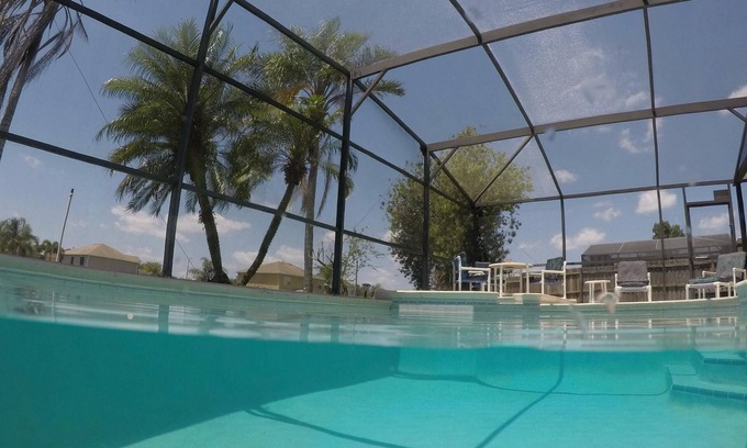 Crescent Lakes Villa | Inviting Kissimmee Lakeside Villa with Pool & Spa Retreat