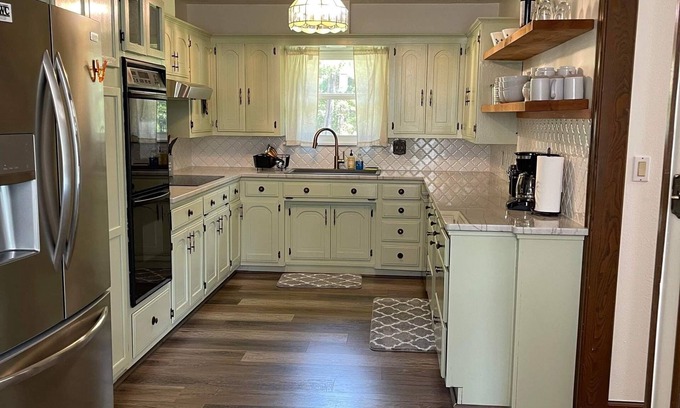 Moodys House | Scenic Lake Hudson Home with Breathtaking Views & Pool