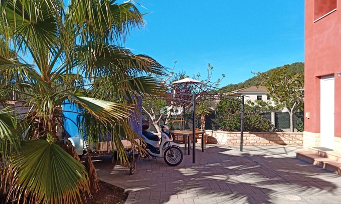 Calafell Apartment | Quiet Loft Apartment Just 8 Minutes to the Beach