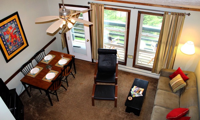 Snowshoe Condo | Scenic Loft Condo with Pool, Steps to Slopes & Great Views