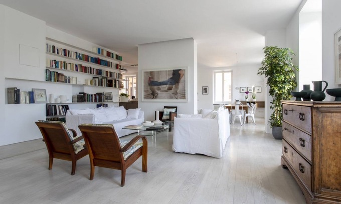 Esquilino Apartment | Impressive Apartment on Garden Square with Top Amenities