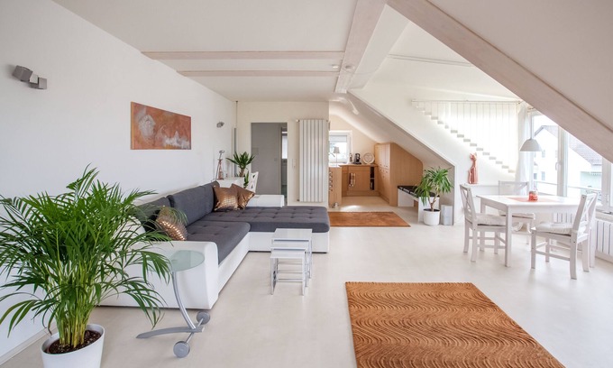 Niederzwehren Apartment | Modern Comfort Apartment for 2 in a Quiet Location