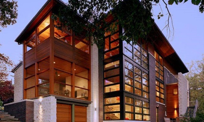 Brookmont House | Modern Home with Kitchen & Breakfast Near Washington DC