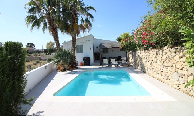 Huerta de Arriba Villa | Modern Villa Retreat with Private Pool & Scenic Gardens