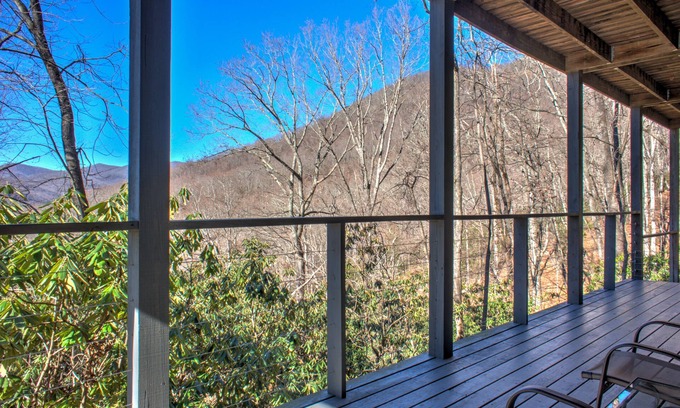 Swannanoa Apartment | Remarkable Mountain Views with Family-Friendly Amenities
