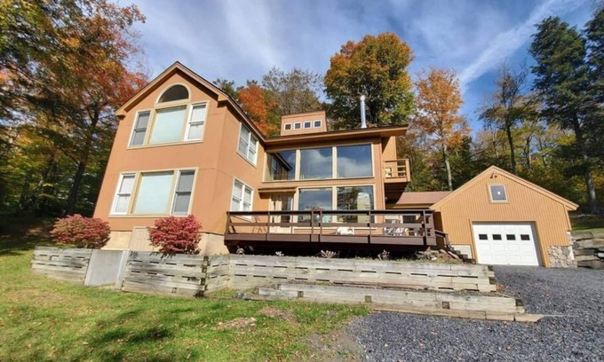 Warren House | Family-Friendly Ski Retreat at Sugarbush Resort - 9.8 Rated