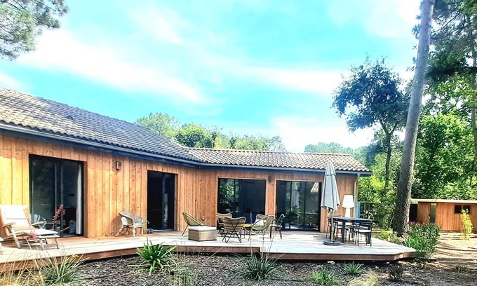 Carcans House | Oceanfront House with Pool: Ideal for Vacations or Work