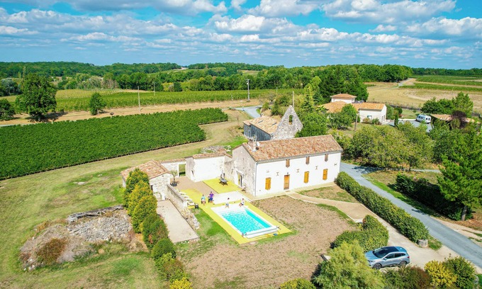 Riocaud House | Cozy Warm House with Ocean View & Private Pool