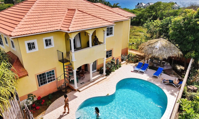 Treasure Beach Villa | New Seaside Villa: 10/10 Rated, Steps from the Beach