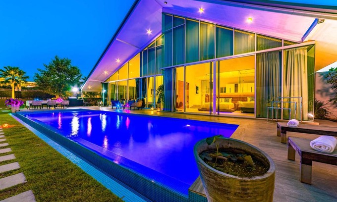 Hua Hin Villa | Spacious Villa with Private Pool and 7 Bedrooms