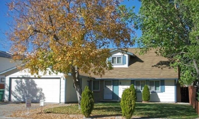 Reno/Tahoe Airport House | Spacious Home Ideal for Conventions & Peppermill Casino Fun