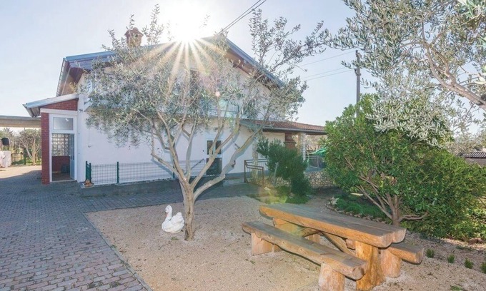 Turanj House | Cozy Adriatic Seaside Rental House with Ocean Views