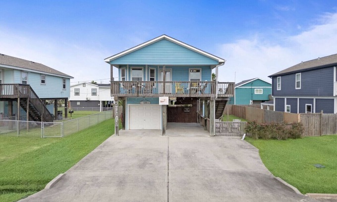 Galveston House | Large Sea Isle Home - Short Walk to the Beach
