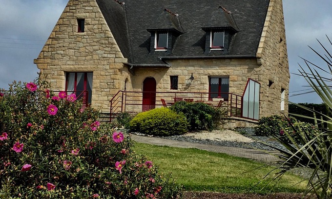 Lanmodez House | Idyllic Stone House with Ocean View near Brehat Island