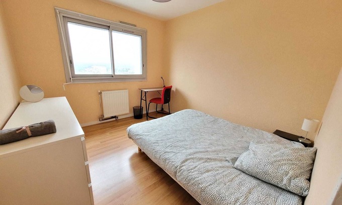 Bellevue Apartment | Comfortable 4-Bedroom T5 with Kitchen and Breakfast Included