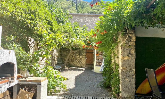 Roquefort-des-Corbieres House | Spacious Village House with Garden, Spa & 10/10 Rating