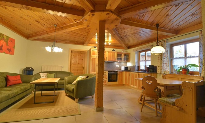 Arnbruck Apartment | Spacious 3-Bedroom Apartment with Balcony for Families