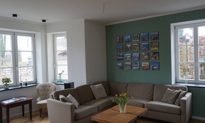 Gmain Apartment | Spacious 4-Bedroom Vacation Home with Garden & Spa
