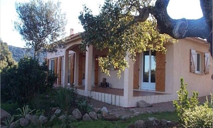 Figari Villa | Inviting Villa in Figari with Family-Friendly Amenities