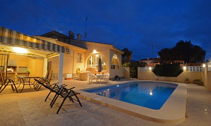 Rojales Villa | Family-Friendly Villa with Private Pool and Ocean View