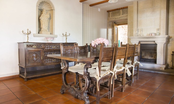Ames Cottage | Stunning Villa with Pool and Spa Near Santiago Awaits