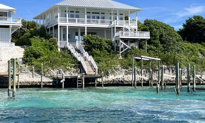 Lubbers Quarters Cay House | Picturesque Waterfront Home on Lubbers with Private Dock