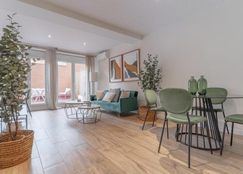 Almenara Apartment | Spacious 2-Bedroom Retreat with Terrace in Plaza Castilla