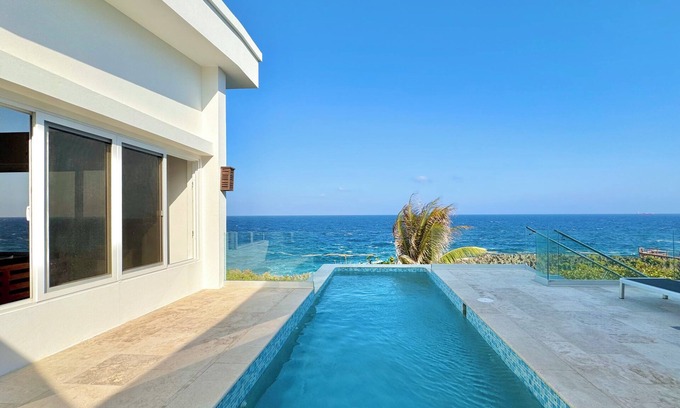 Lighthouse Estates Villa | Relax at Larimar @ Lighthouse, West Bay with Ocean Views