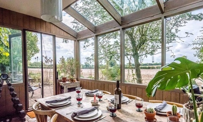 Woodbridge House | Larkspur Cottage, Brundish