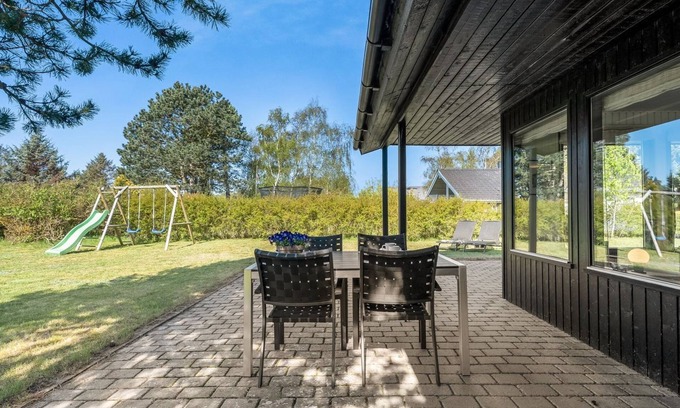 Dannemare House | Oceanfront Escape at "Lars" - Steps from the Sea