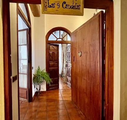 Yecla House | Discover Las 9 Candelas: Top-Rated Stay in Yecla