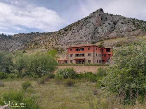 Megina Apartment | Relax at Las Aliagas Apartamentos Rurales - Pet & Child Friendly