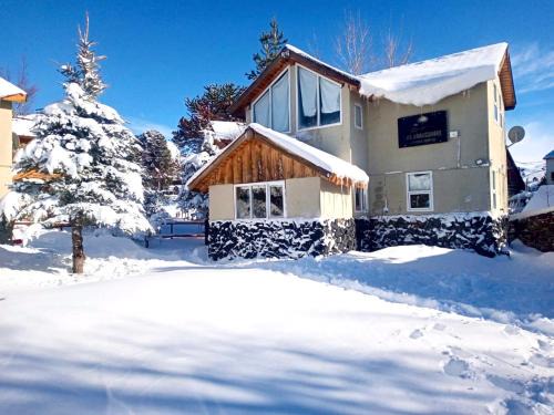 Caviahue Ski Chalet | Family-Friendly Las Araucarias Caviahue Awaits You