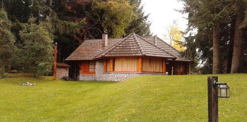 Angostura Ski Chalet | Experience Las Bahías: Guest Rated 10/10 & Family-Friendly